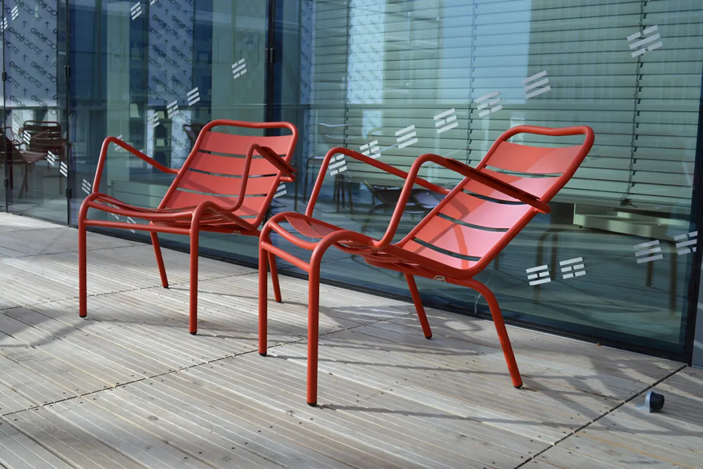 chaise en métal mobilier extérieur
